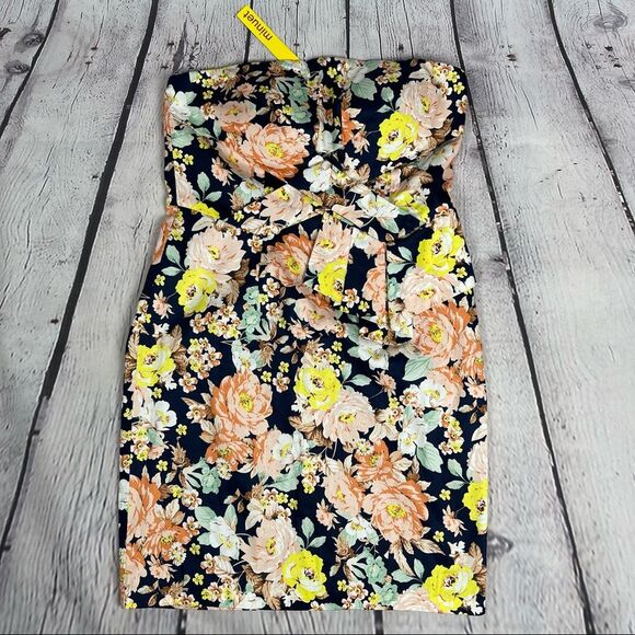 MINUET Floral Printed Strapless floral summer cotton dress, size M - Picture 5 of 12